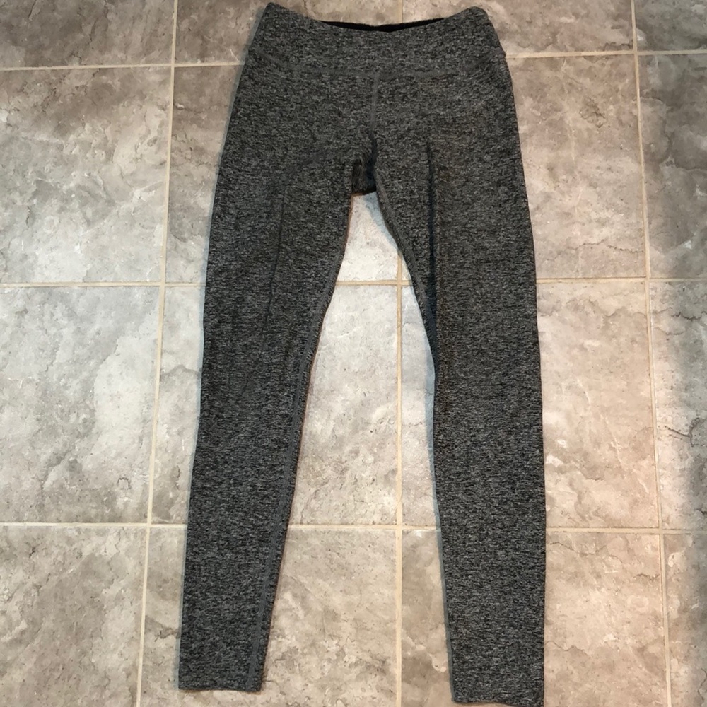 Beyond Yoga grey legging, size small